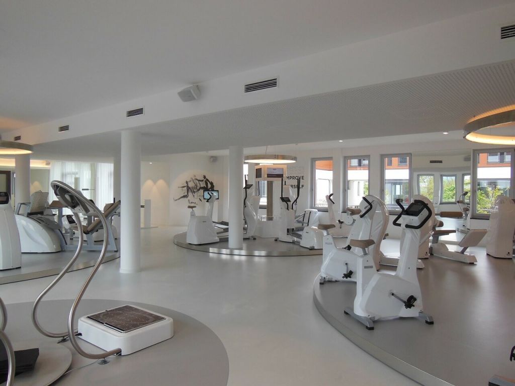 fitness-studio-331569_1280.jpg CRM для фитнес-клуба